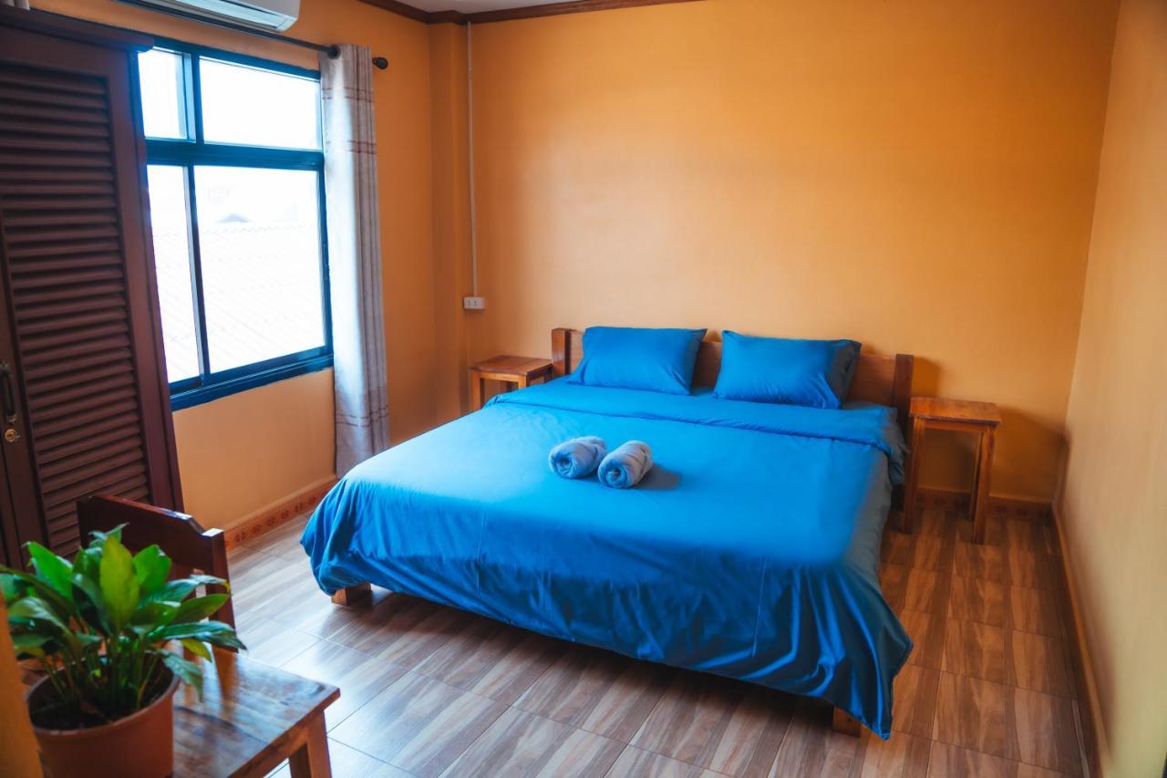 Vang Vieng Sunset Guesthouse & Restaurant エクステリア 写真