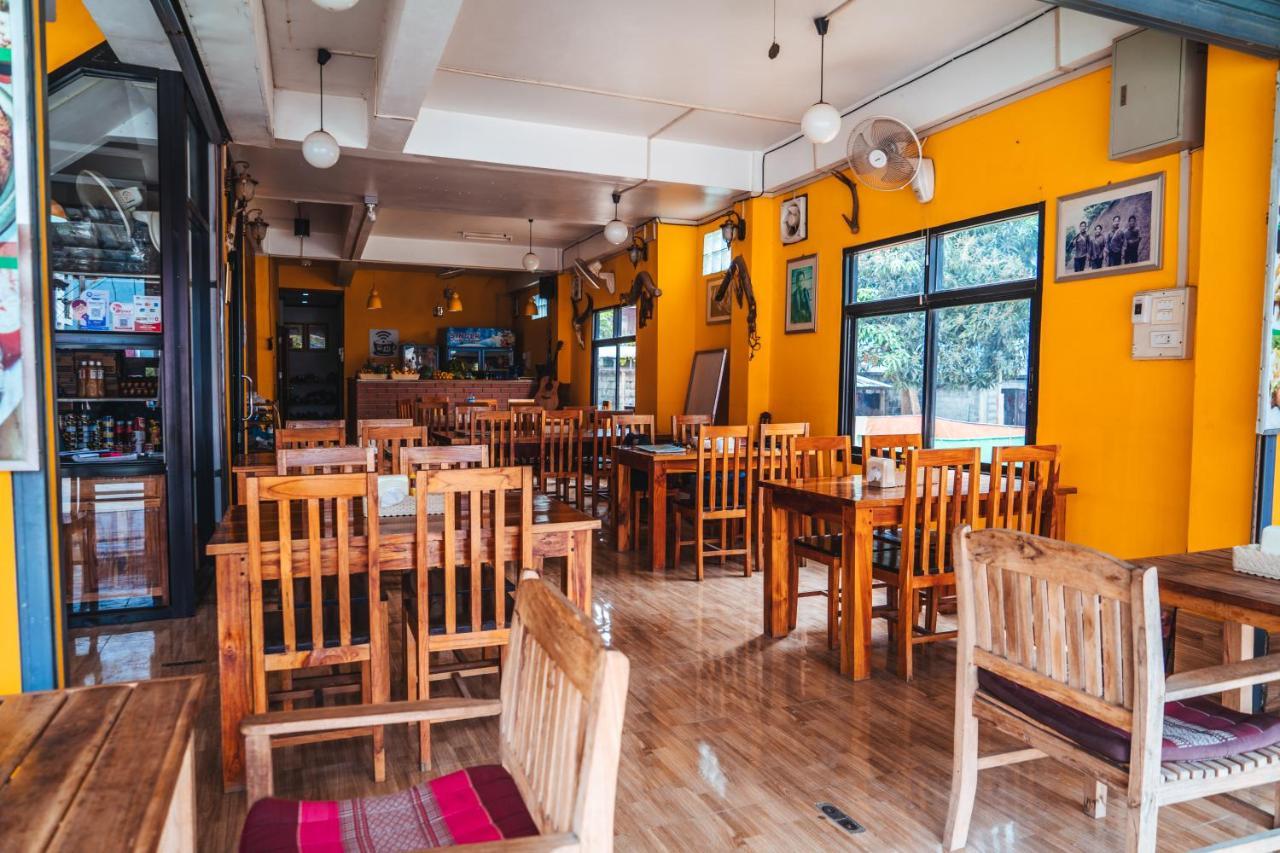 Vang Vieng Sunset Guesthouse & Restaurant エクステリア 写真