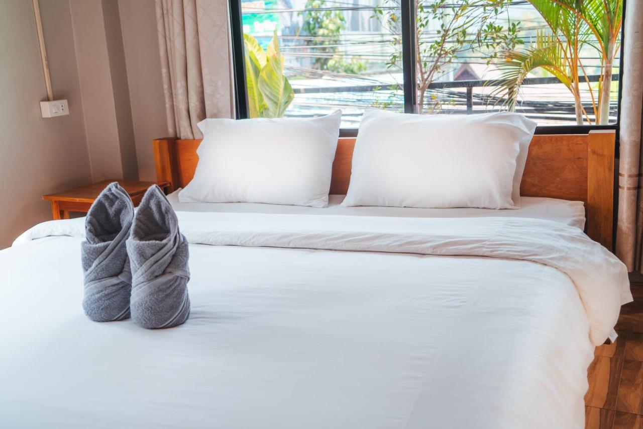 Vang Vieng Sunset Guesthouse & Restaurant エクステリア 写真